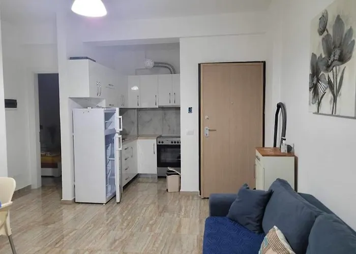 Lejlighed Jl Tirana