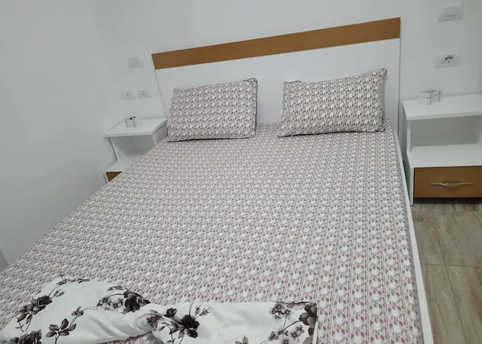 Jl Tirana *